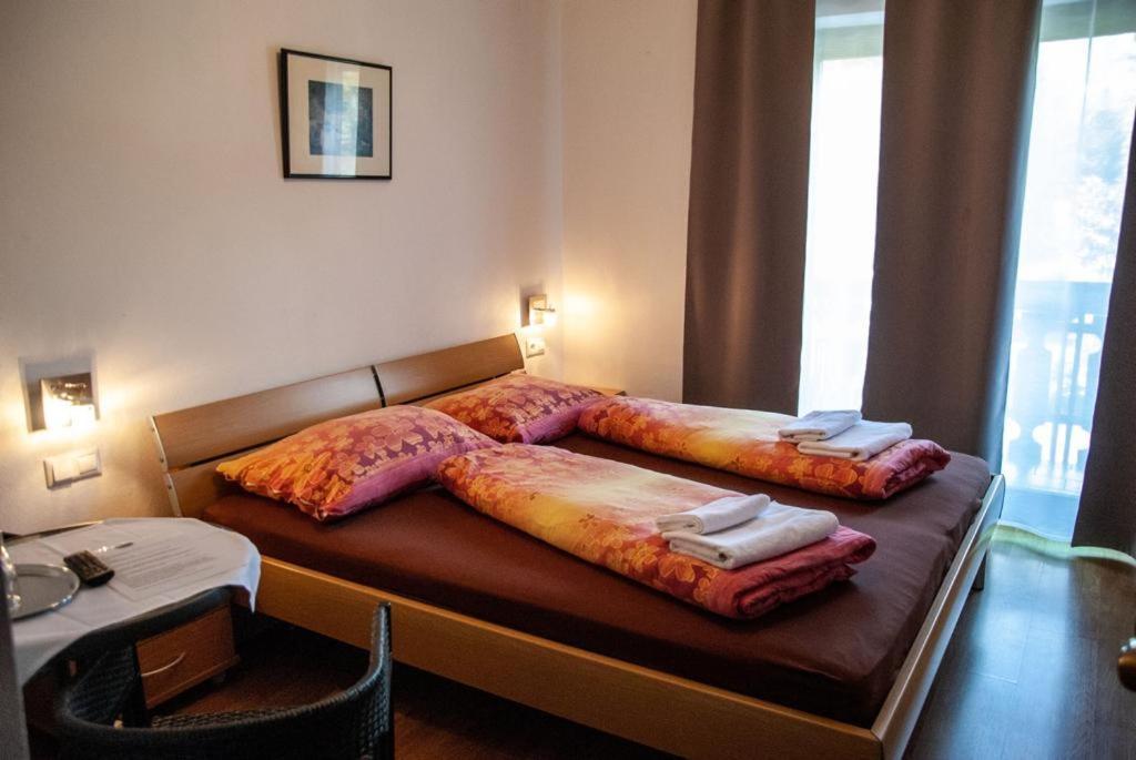 Gasthof Waldwirt Sankt Kanzian am Klopeiner See Bagian luar foto