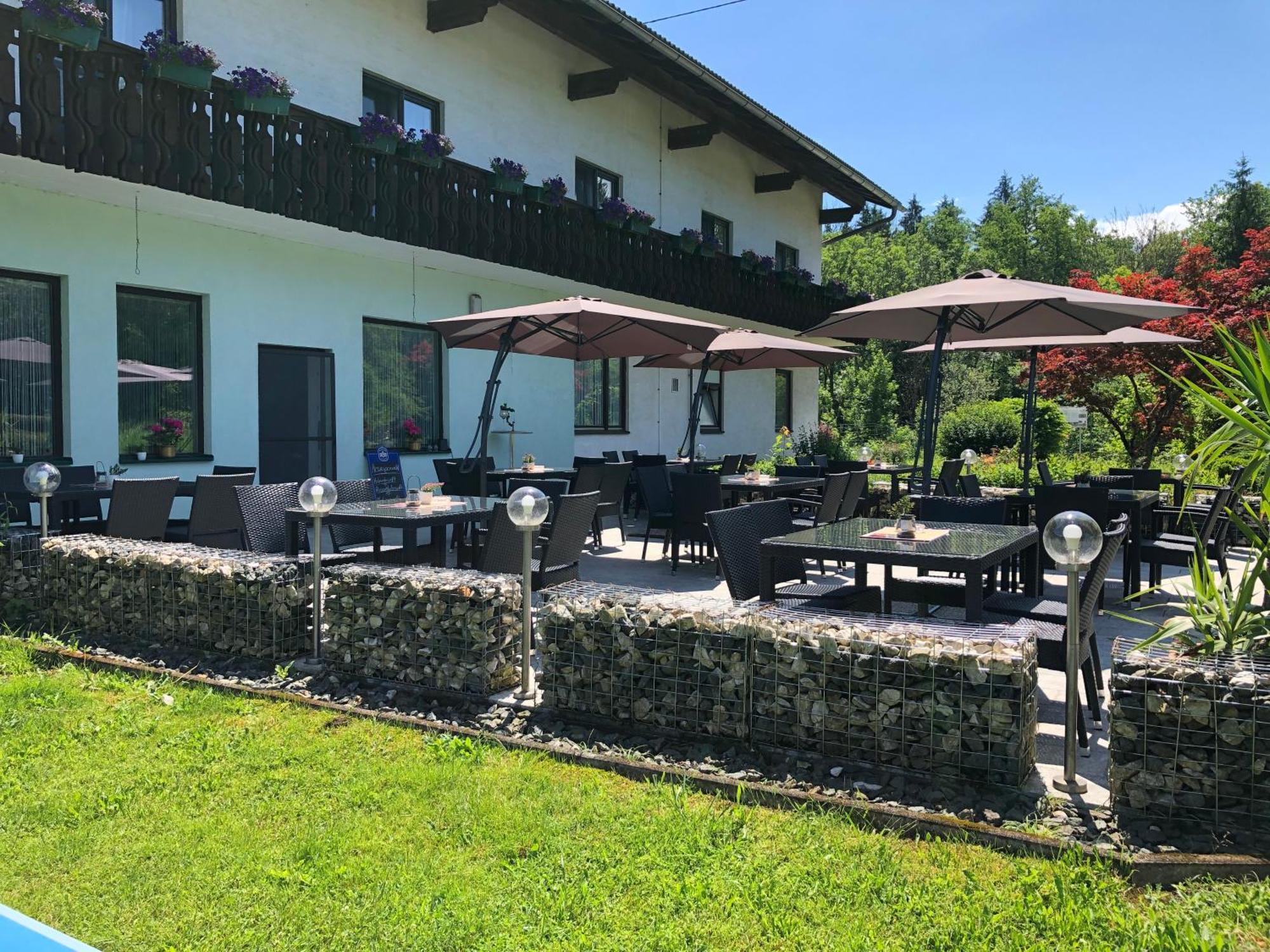 Gasthof Waldwirt Sankt Kanzian am Klopeiner See Bagian luar foto